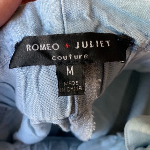 Romeo + Juliet Couture Ruffle Waist Chambray Short - Picture 8 of 8